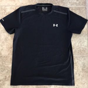 Men’s Large Under Armour T-shirt